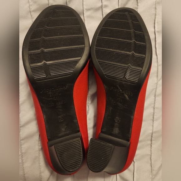Piccadilly Platform Red Pump heels size 10 - Picture 5 of 11
